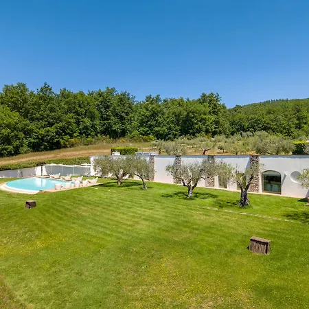 Kır Evi Acquaghiaccia & Todi