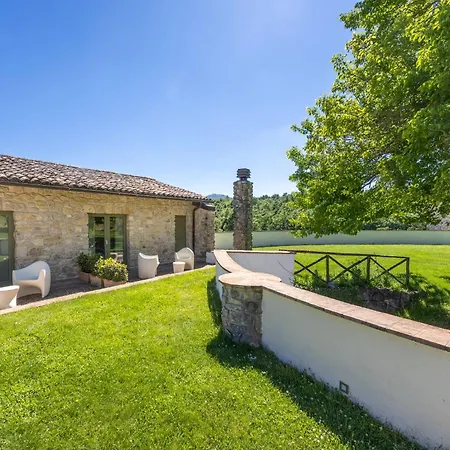 Kır Evi Acquaghiaccia & Todi